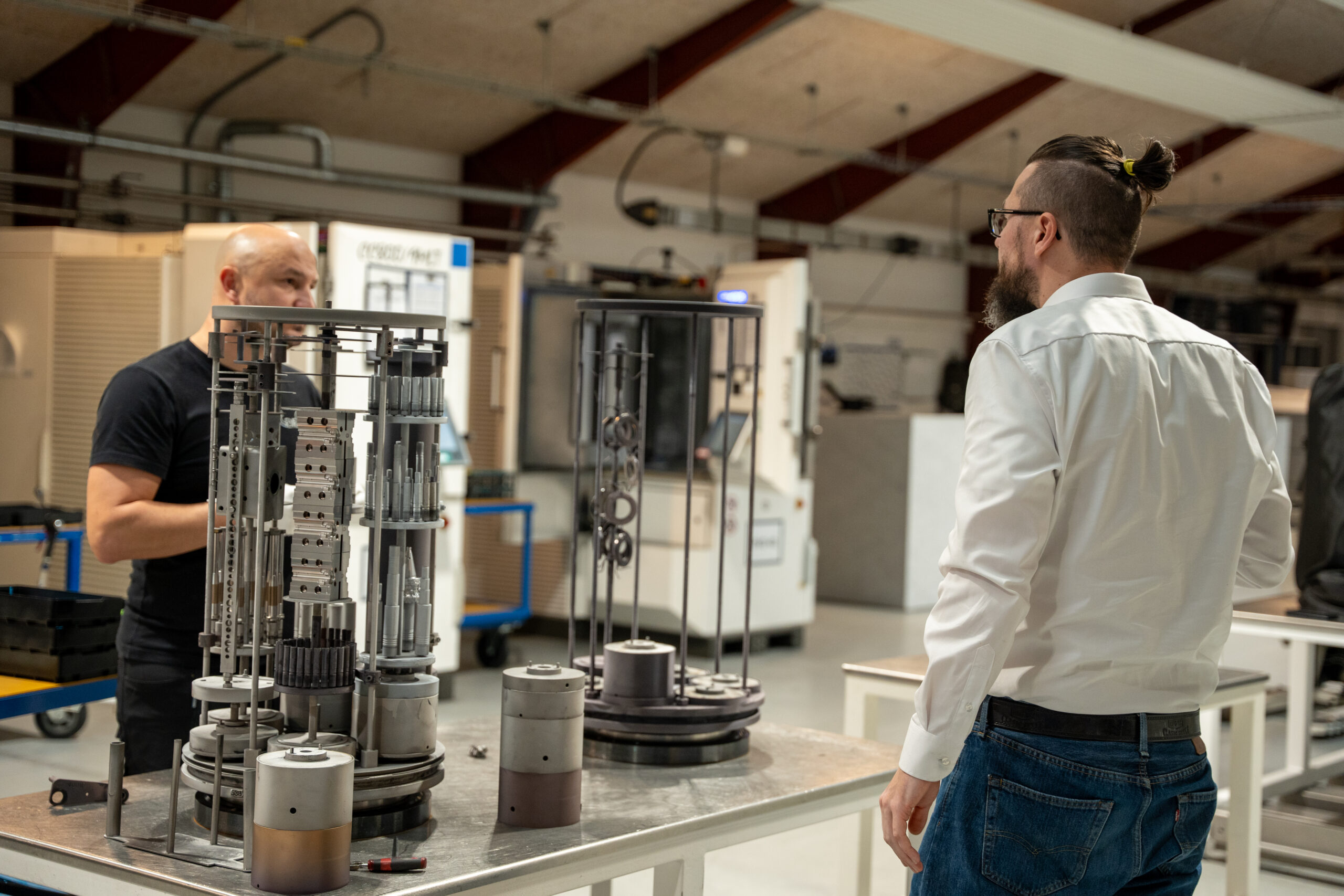 Technical review of coated components and production fixtures at the CemeCon coating facility